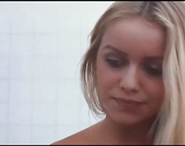 森の中で未知に与える結婚ふしだらな女