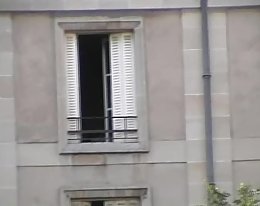 短いスカートの日本の女の子